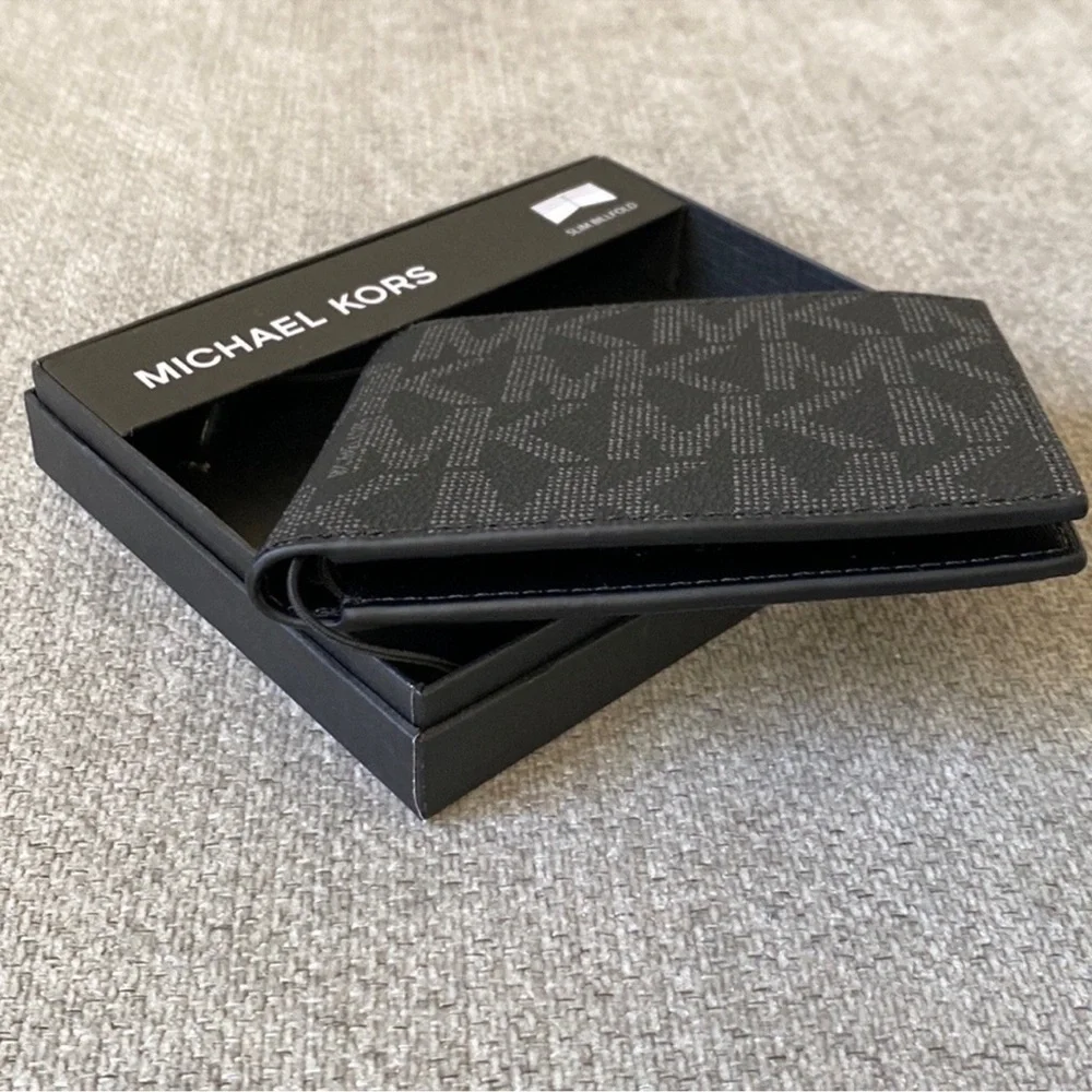 New Michael Kors Jet Set Slim Billfold Wallet